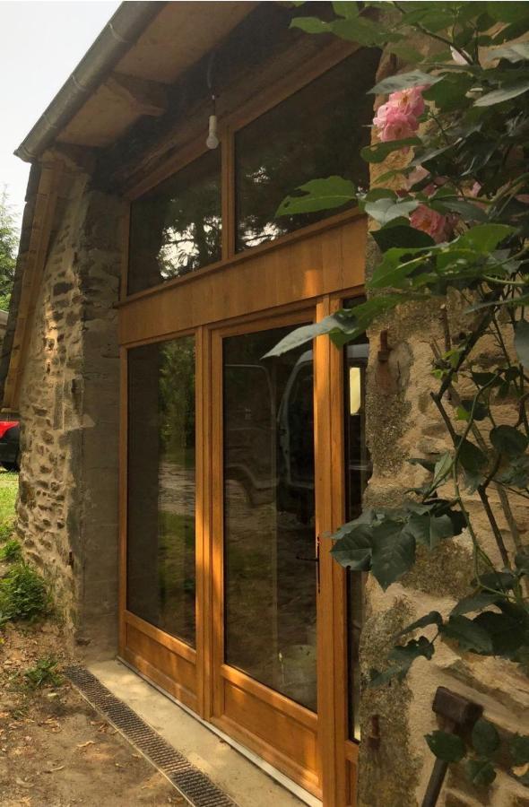 Gite Le Couderc De Coubisou, Grange Renovee ภายนอก รูปภาพ